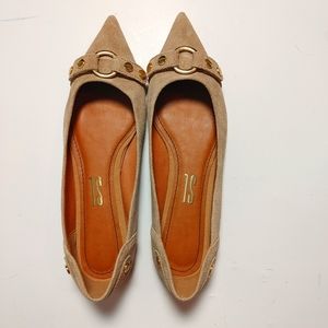 NWOT Size 7.5 Santa Koll flats
